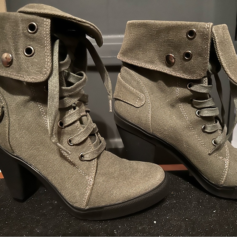 Army green Aldo boots. Gently worn almost new size 7